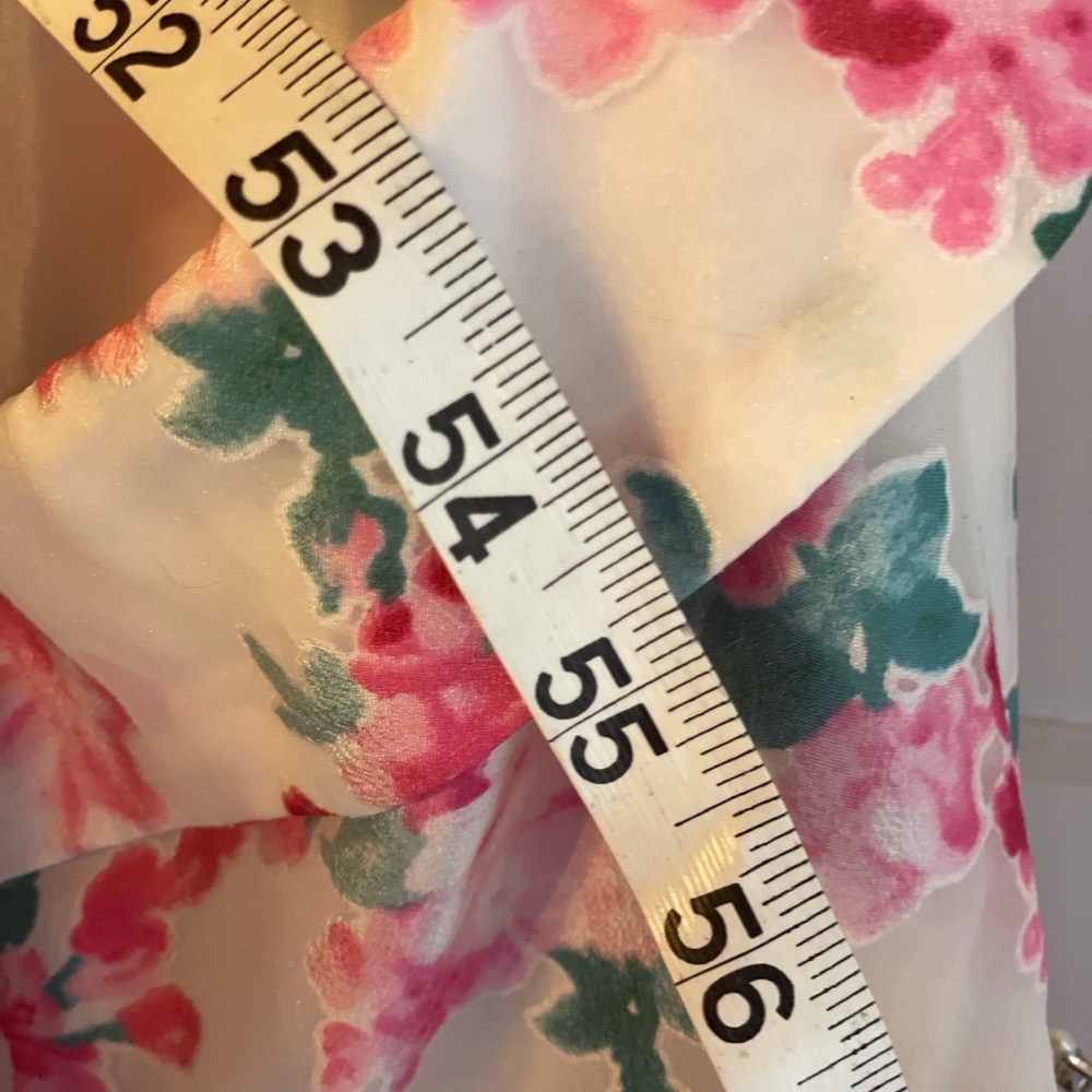 Beautiful Floral Prom Dress from Windsor 7 8 - Picture 13 of 16